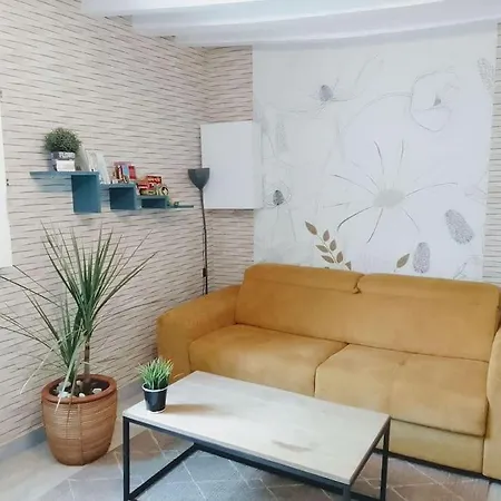 Centre Avec Garage Laval (Mayenne)