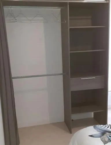 Centre Avec Garage 公寓 *