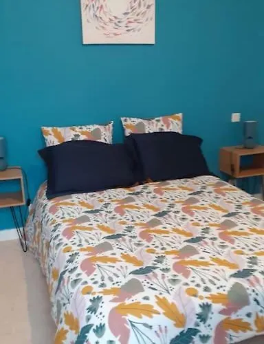 Centre Avec Garage 公寓 *